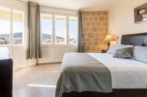 Queen Teuta Luxury Rooms Split